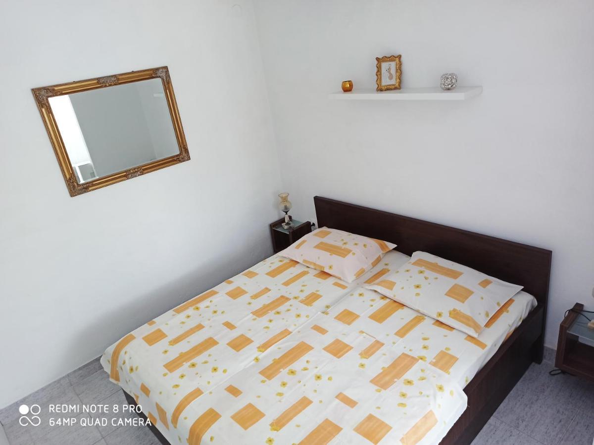 Boni02 Apartment Gdinj Luaran gambar
