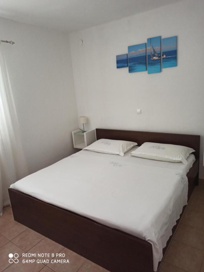 Boni02 Apartment Gdinj Luaran gambar
